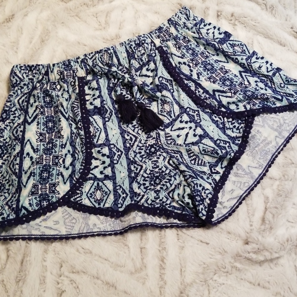 New Soft Tribal Pattern Shorts